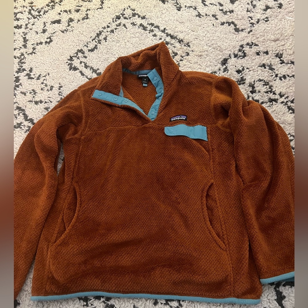 Patagonia Zip Up rust with teal Pullover Size Medium